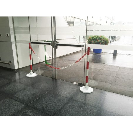 Poteau métal pliant