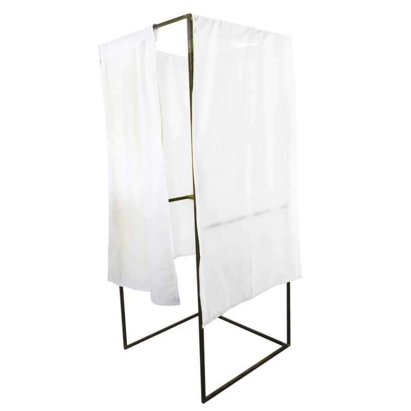 Isoloir avec rideau ignifugé