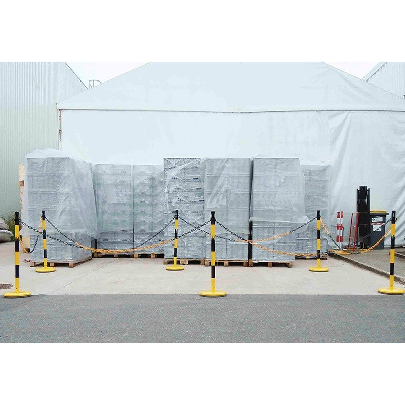 Poteau acier à chaine