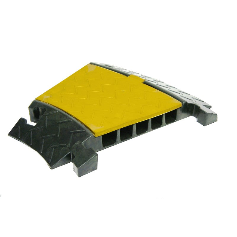 Angle pour passe-câbles à capot