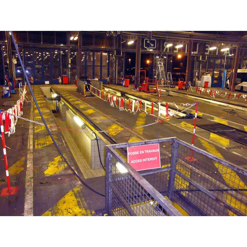 Enrouleur avec bandeau de signalisation 15m