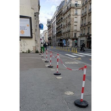 Poteau plastique
