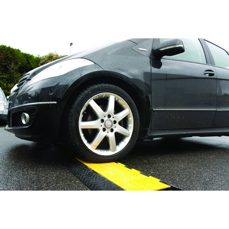 Protège câble caoutchouc 3 canaux