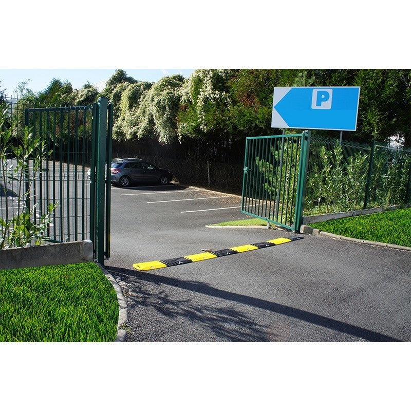 Ralentisseur pliable et transportable