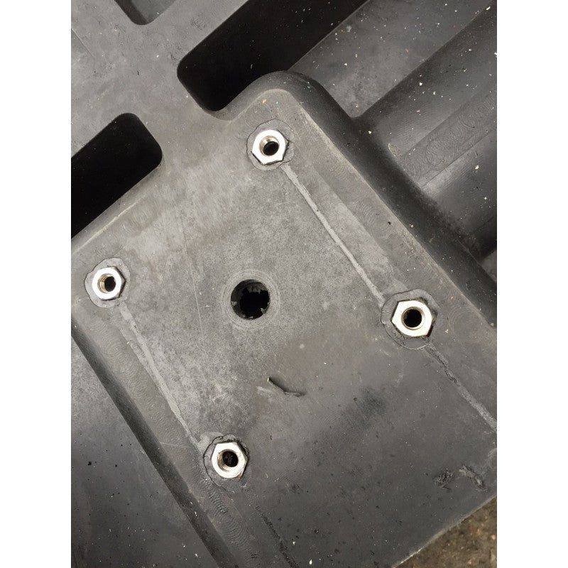 Base en caoutchouc pour arceau de parking