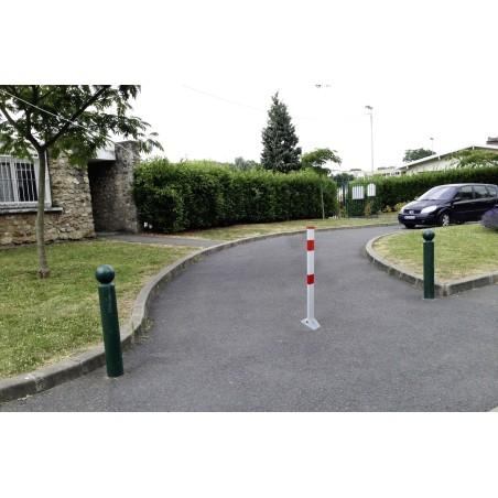 Retractable parking bollard - Viso