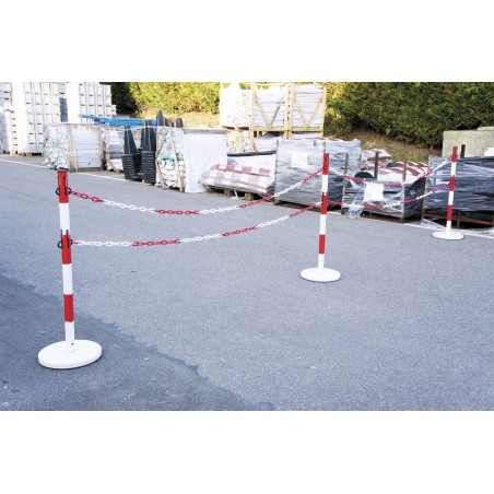 Steel bollard with base and chain - Viso