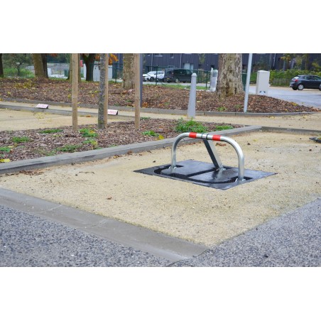 High-Resistance Parking Bollard with Rubber Embedment Structure - Viso