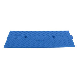 Rampe PMR pour passe-câbles CP1071 - largeur 648 mm, accessibilité renforcée