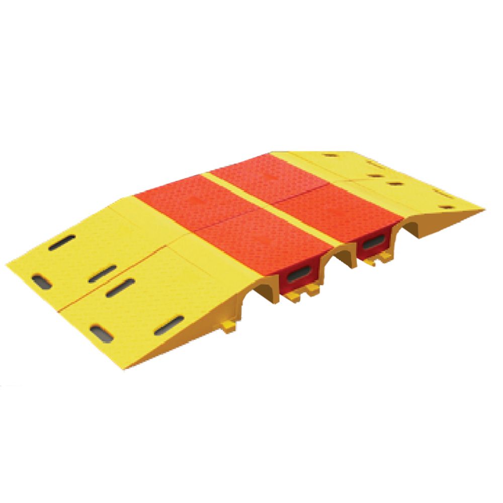 Rampe pour pont passe-tuyaux Diamondback® – Checkers UHBR