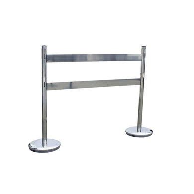 Poteaux de balisage en inox avec barrières