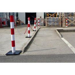 Poteau de balisage acier Ø70mm avec base lestée – finition époxy, 2 accroches chaîne
