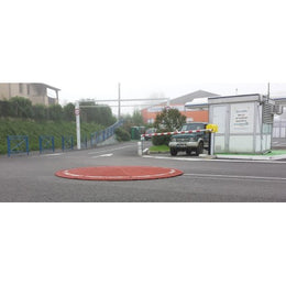 Rond-point caoutchouc 8 éléments - Ø 3 000 mm, H de liaison inclus, flèches réfléchissantes