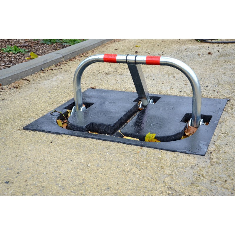 Base en caoutchouc pour arceau de parking