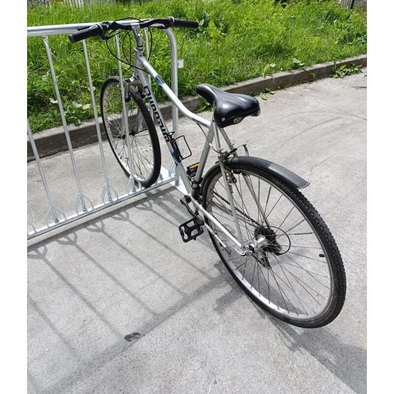 Rack à vélos 11 places pieds amovibles acier galvanisé